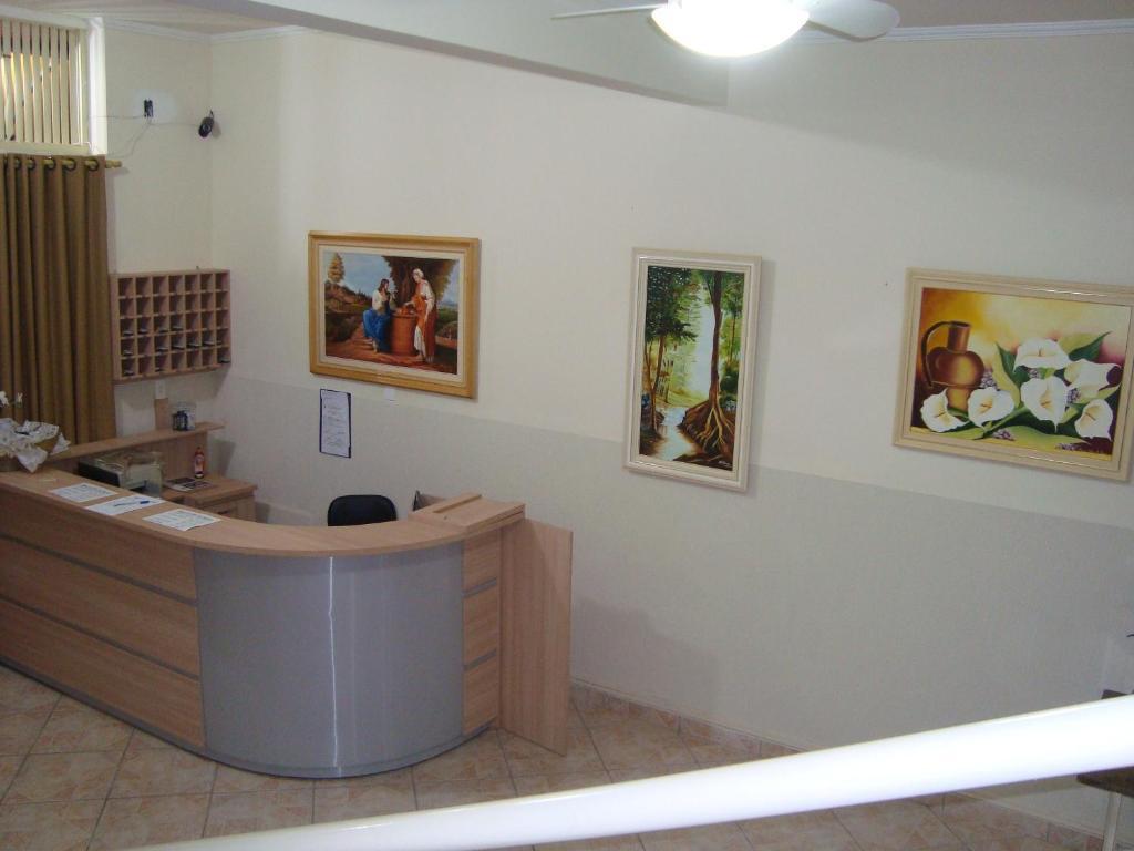 Hotel Perez Pouso Alegre Exterior photo